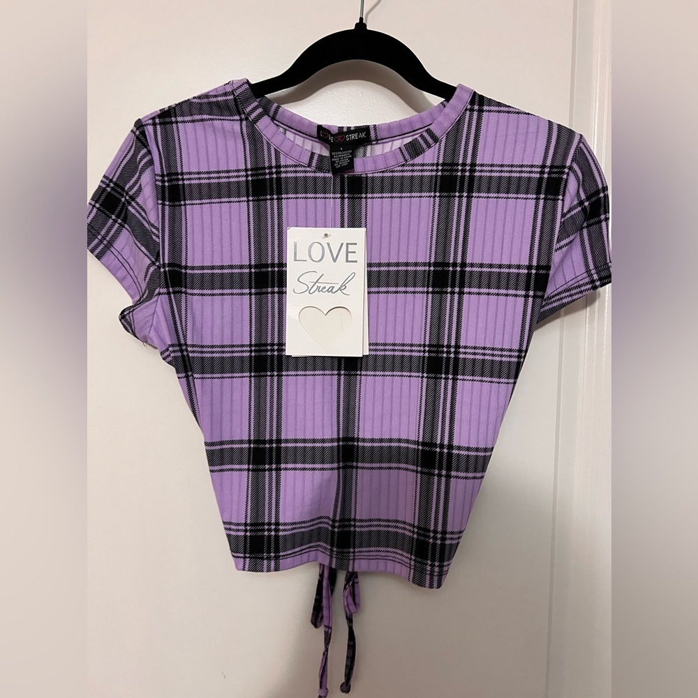 Love streak purple plaid crop top size large (NWT)